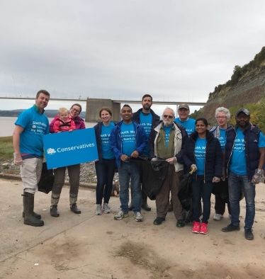 Aust Cliff Beach Clean